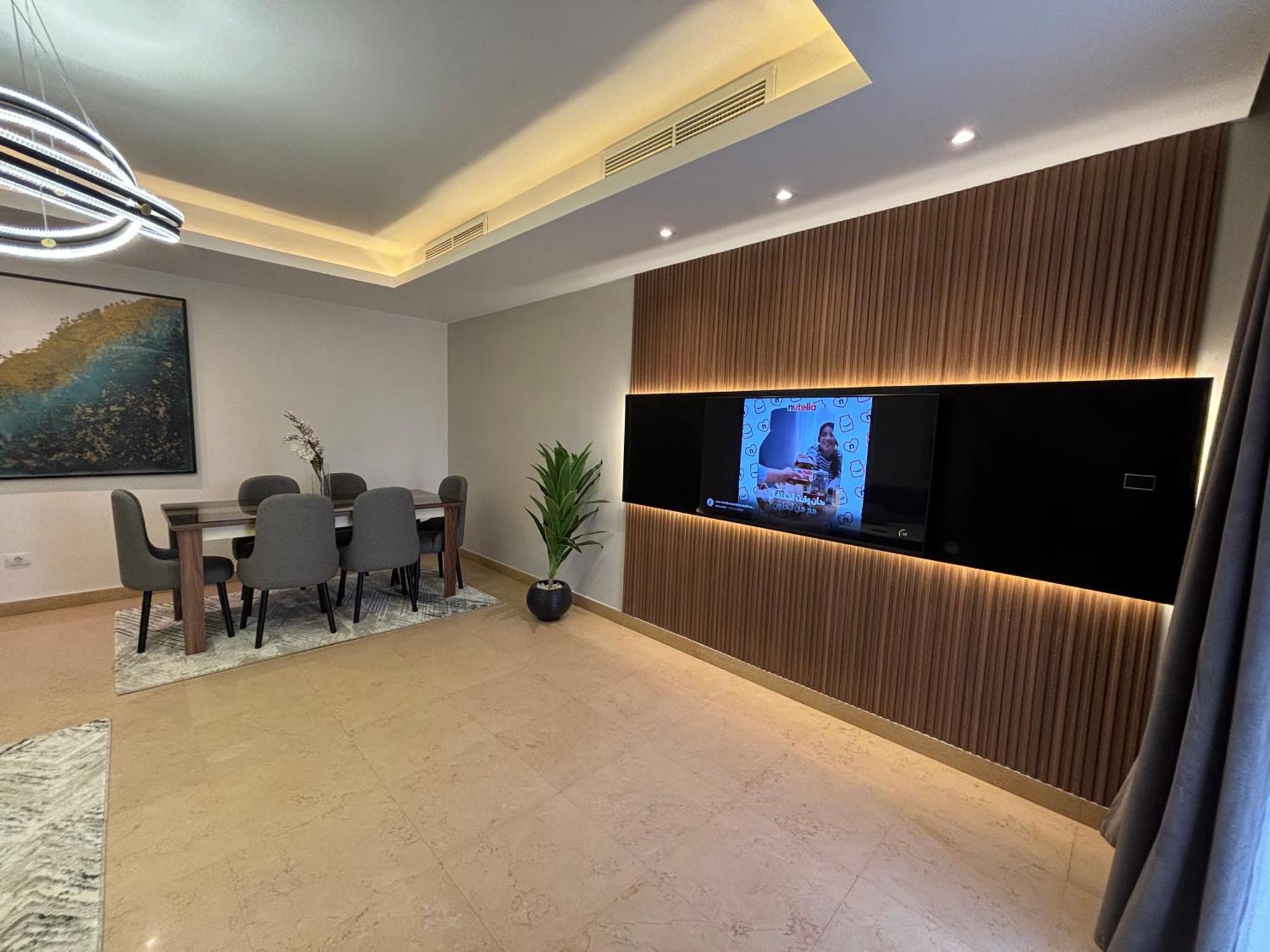 Excellence Festival 2br Apartament